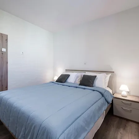 Apartman California