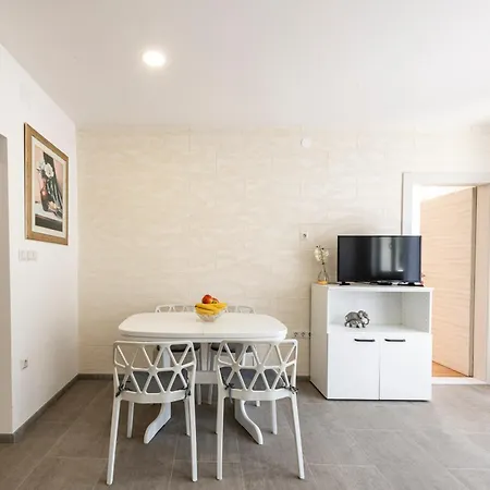 Apartman California