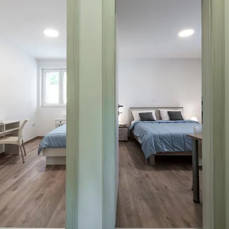 California Apartman