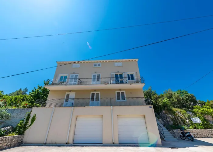 Apartament California *